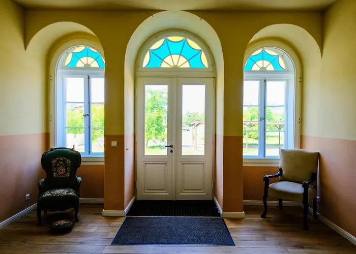 Gutshaus Kvh Warnemünde * Dassow